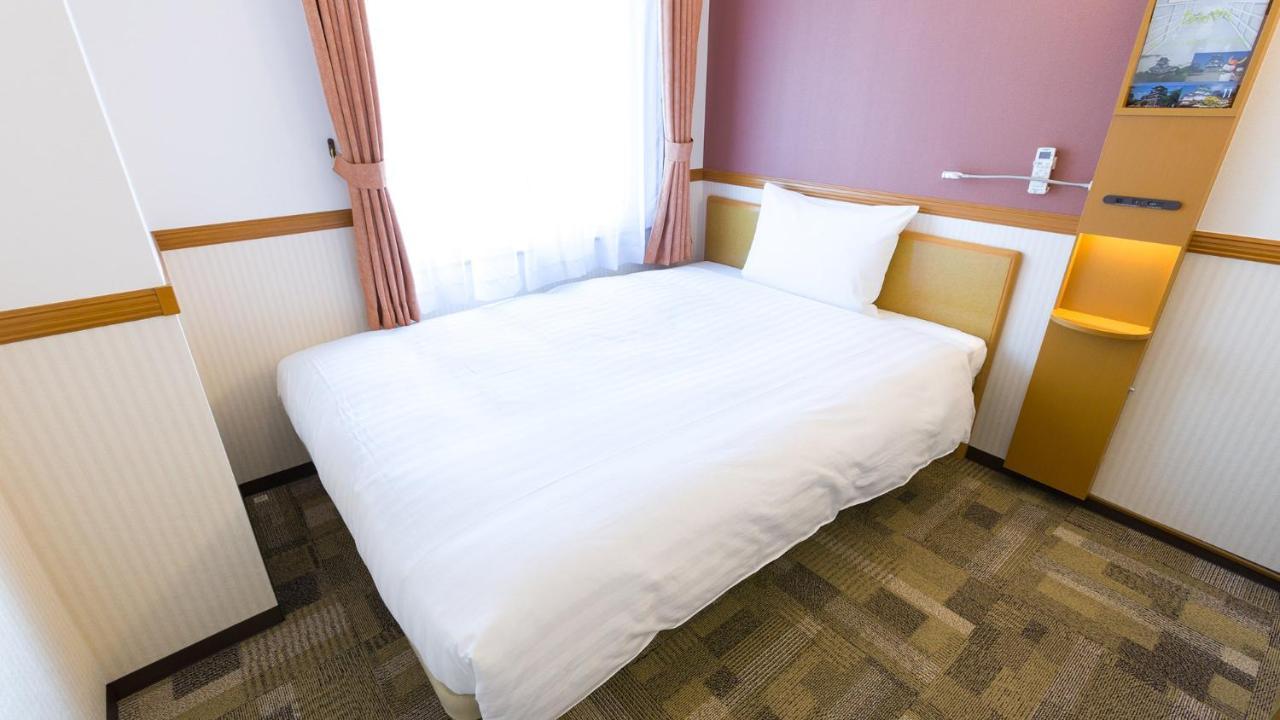 Toyoko Inn Yokohama Sakuragicho Номер фото
